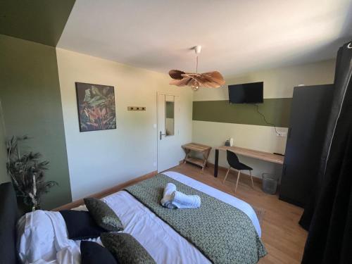 Logis de Bois Vert — hotel in Bressuire