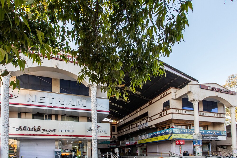 OYO 24109 Hotel Santushti — Dewas — photo 4