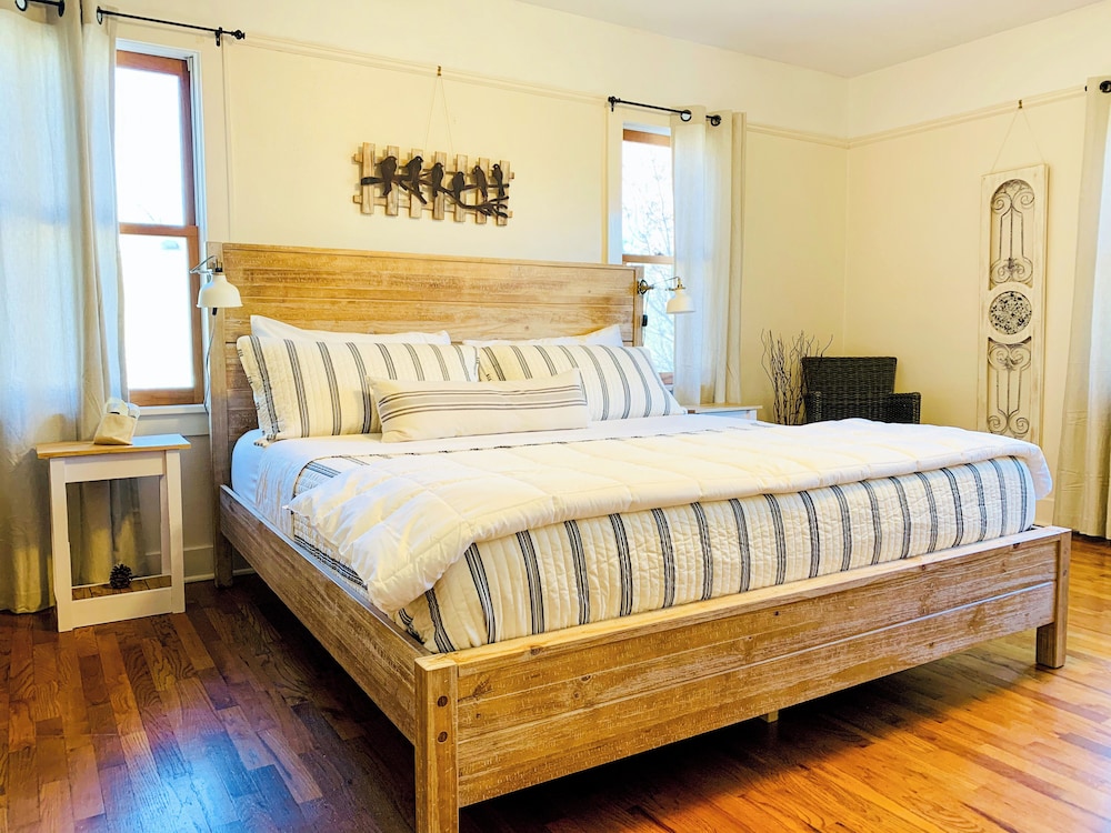 Riverpath Inn — Eugene