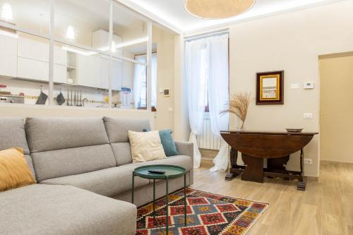 Sant'Ambrogio Elegant Apartment — 4-Star Luxury Hotel in Florence, Italy