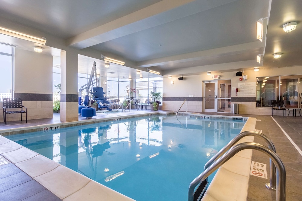 Hilton Garden Inn Salina - photo 25