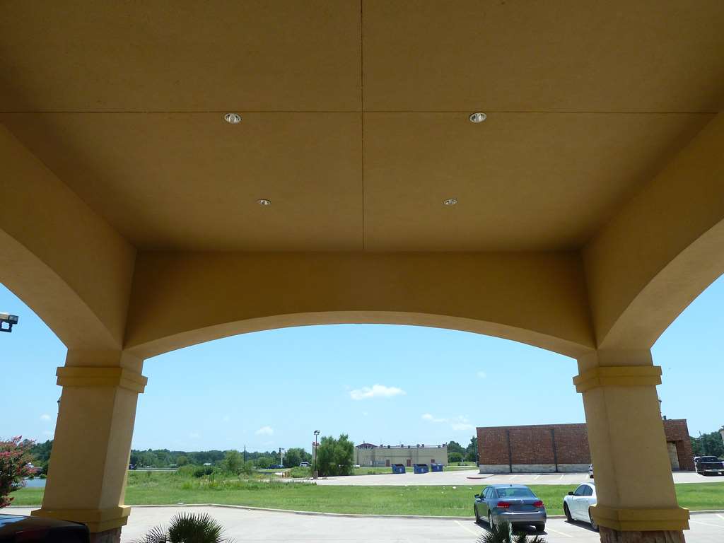 Americas Best Value Inn & Suites Gun Barrel City - photo 6