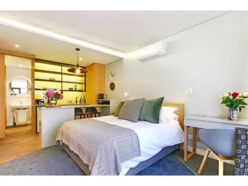 Eikehoff Apartments — 4-Star Luxury Hotel in Stellenbosch, South Africa