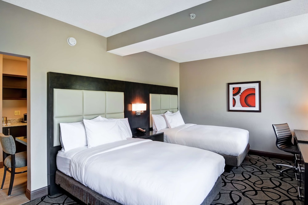 Doubletree by Hilton Hattiesburg MS - photo 15