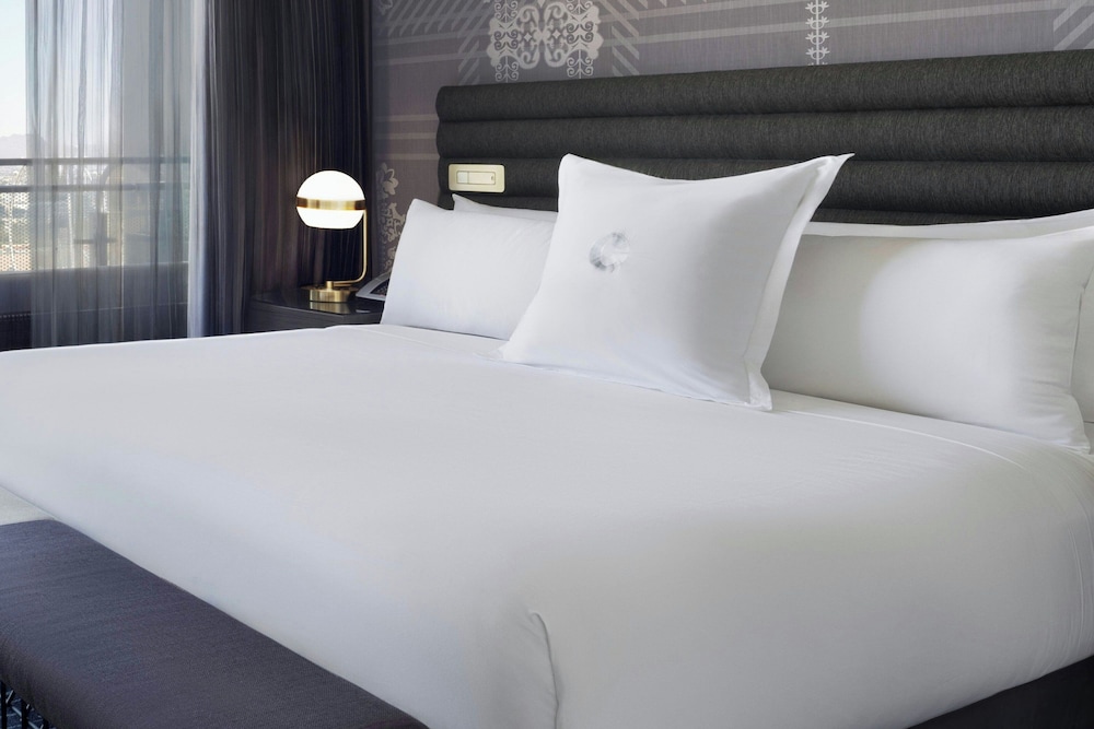 The Cosmopolitan Of Las Vegas - photo 19