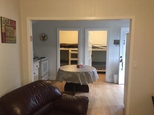 Wasaga Bridge Cottages in Wasaga Beach, Canada