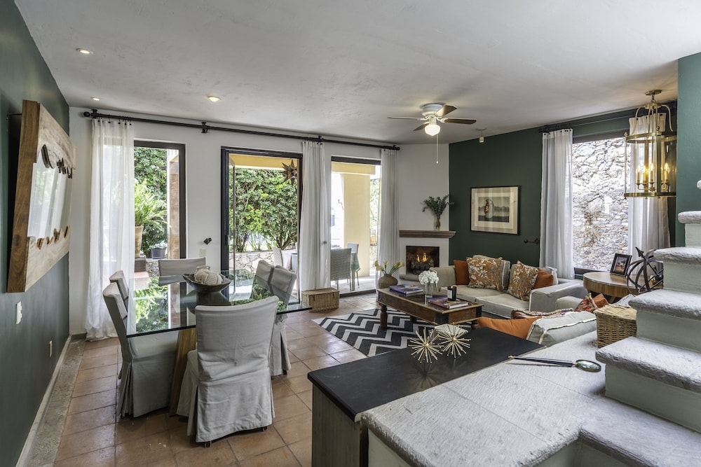 Angelic Centro 2BR with Pool in San Miguel De Allende, Mexico