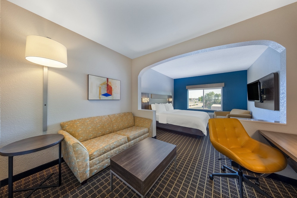 Holiday Inn Express Hotel & Suites Pittsburg by IHG - photo 23