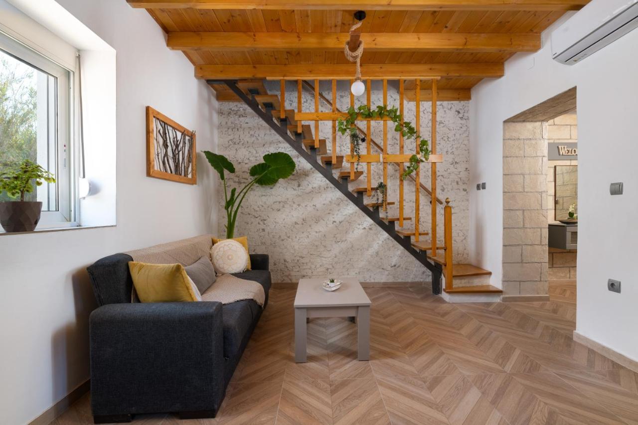 Kostas Nest in Ialysos, Greece