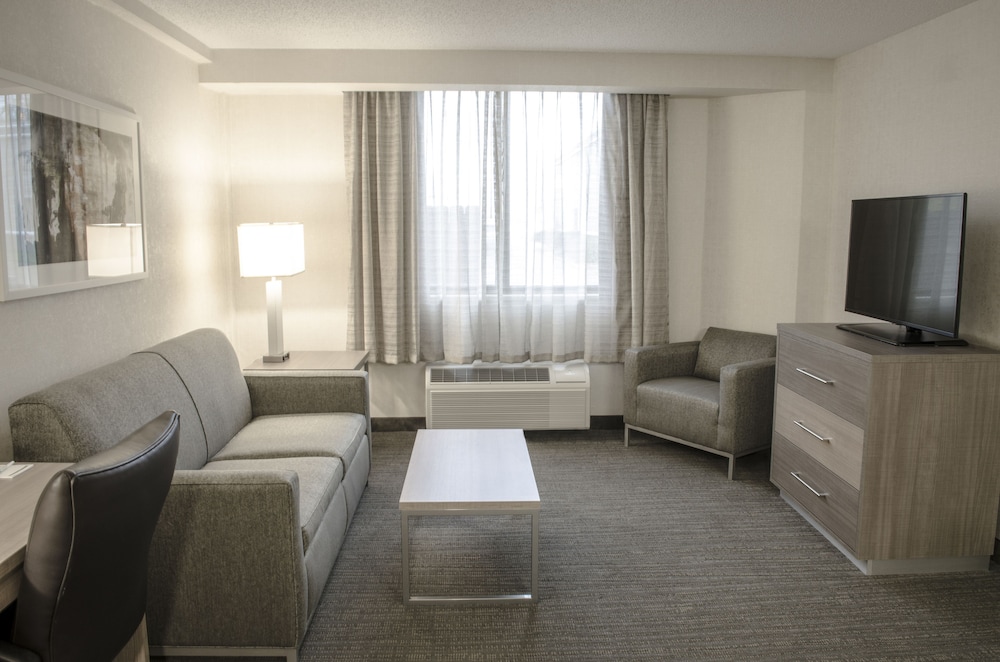 Holiday Inn Fargo by IHG - photo 16