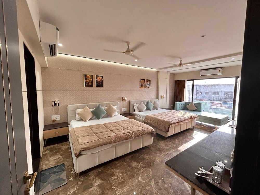 Hotel Mangal Shree in Ujjain, India