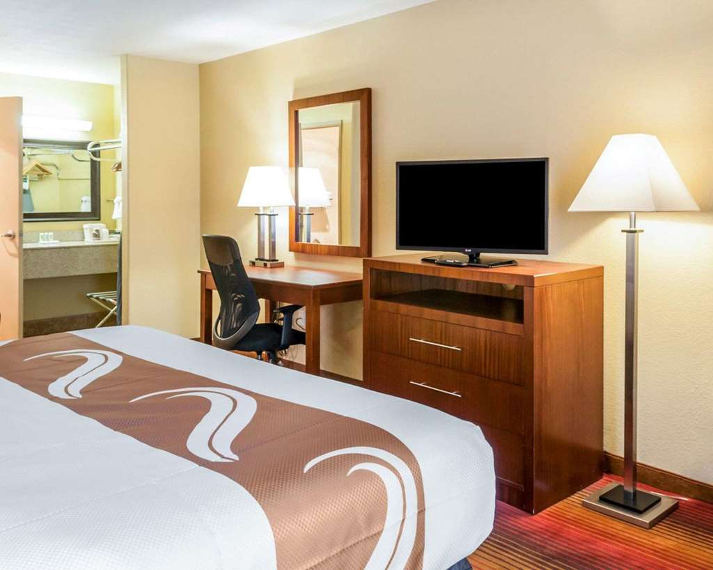 Quality Inn & Suites Albuquerque West - photo 13