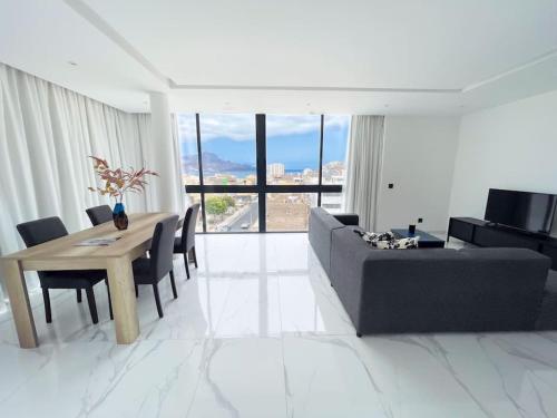 Bliss Apartments T2 Julia — 4-Star Luxury Hotel in Mindelo, Cape Verde