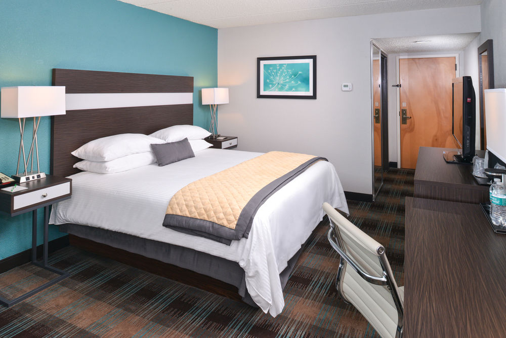 Wyndham Garden Greenville Airport - photo 38
