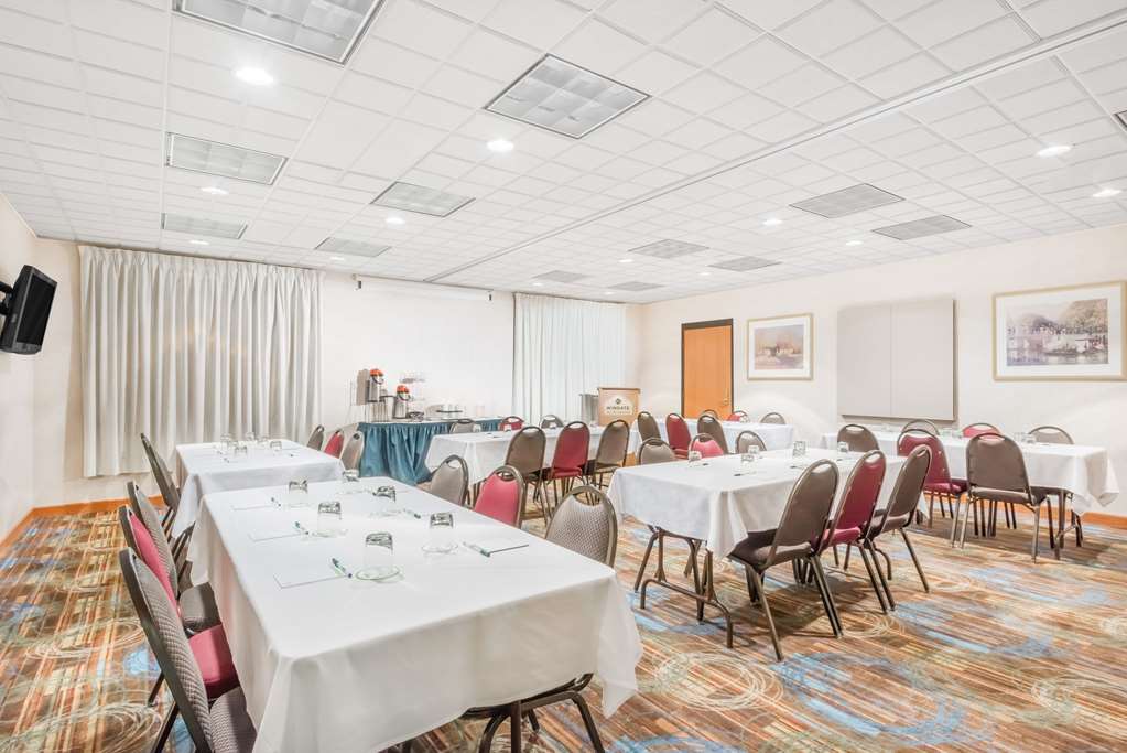 Wingate by Wyndham Lima Downtown - photo 37