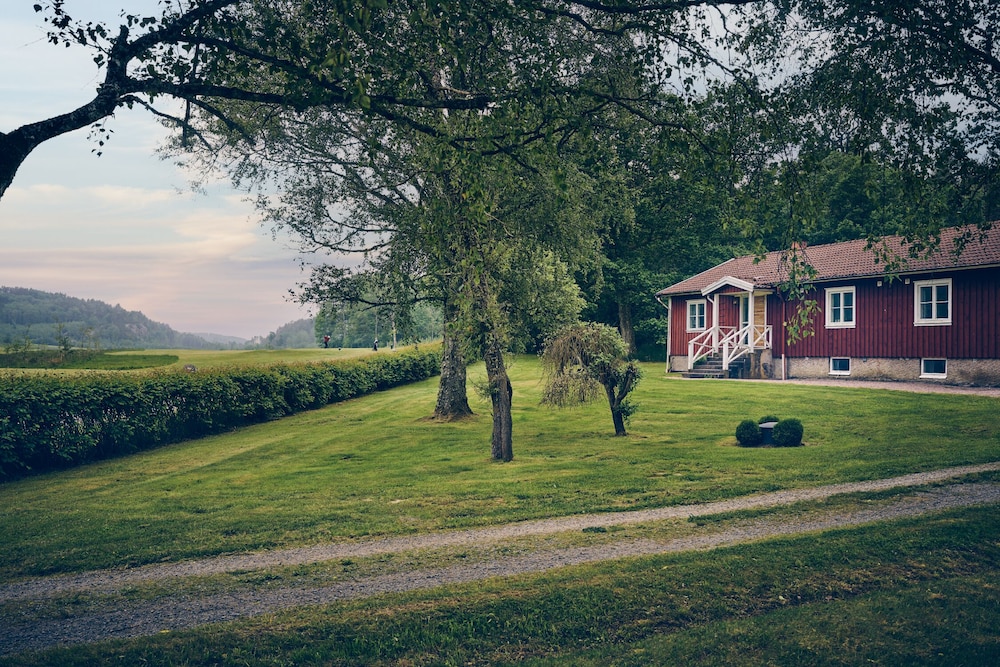 Holma Stangenas Golf 8593271 — Brastad
