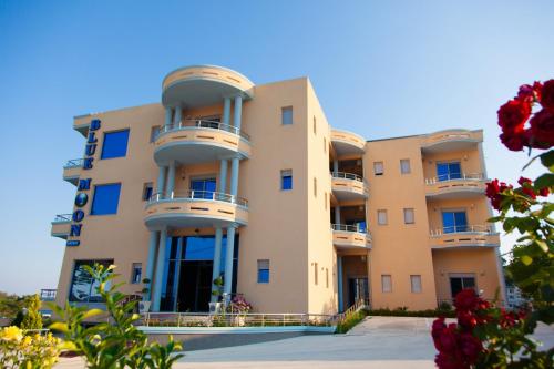 Hotel Blue Moon — Ulcinj
