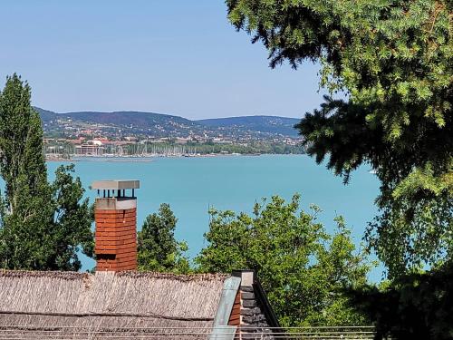 Hanga Vendégház — Tihany — photo 2