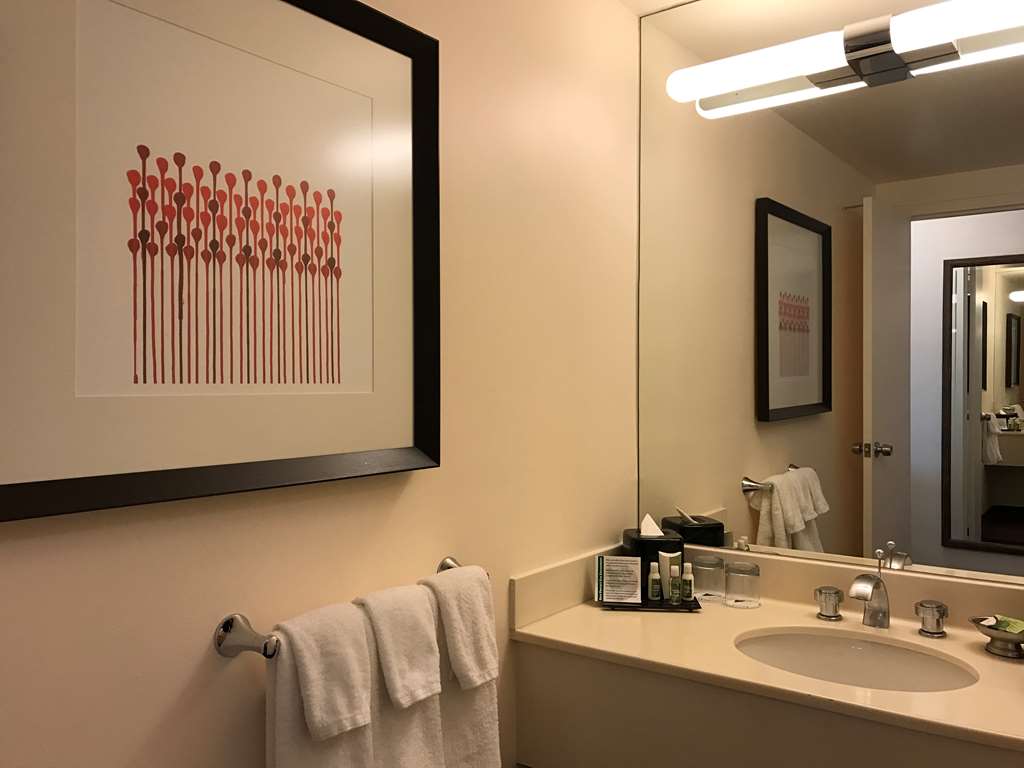 Washington Plaza Hotel - photo 15