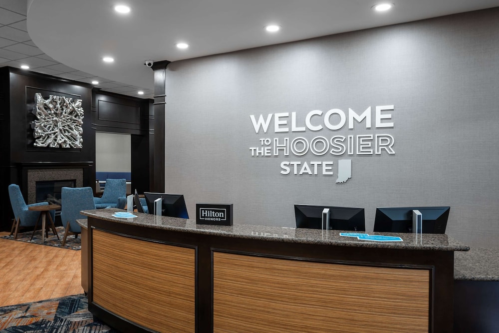Hampton Inn Evansville Airport - carbon neutral hotel in Evansville