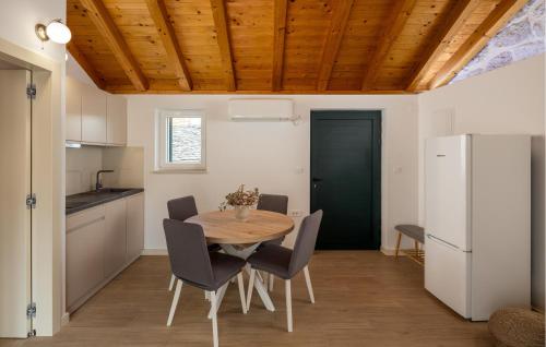 Cozy Home In Primosten With Wifi — Primosten — photo 5