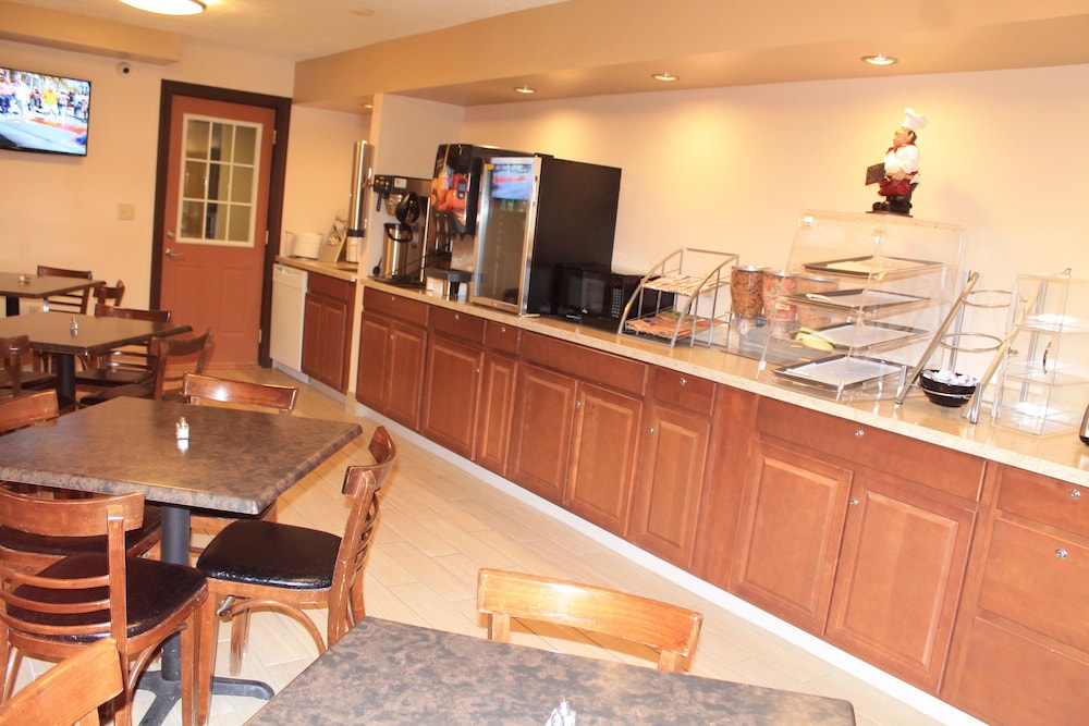 Eco Lux Inn - photo 30