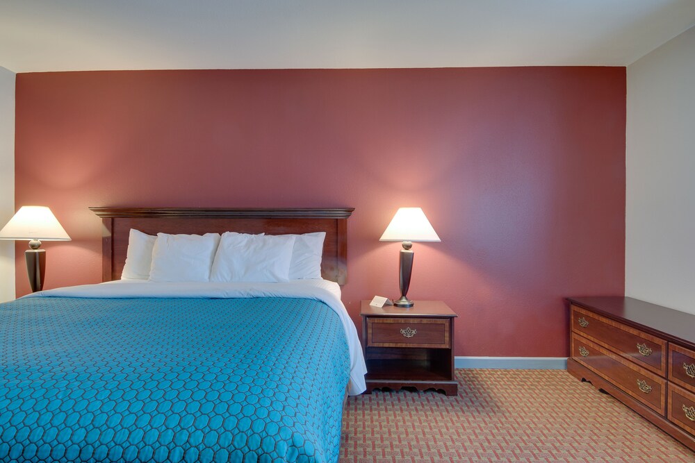 Americas Best Value Inn Hayward - photo 19