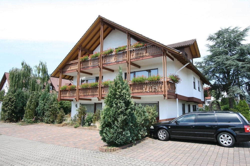 Hotel Garni Sebastian — Kirrweiler