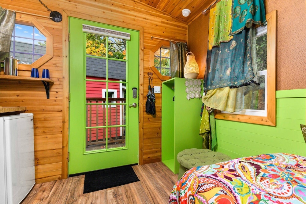 Tiny Digs Hotel of Tiny Houses - photo 64