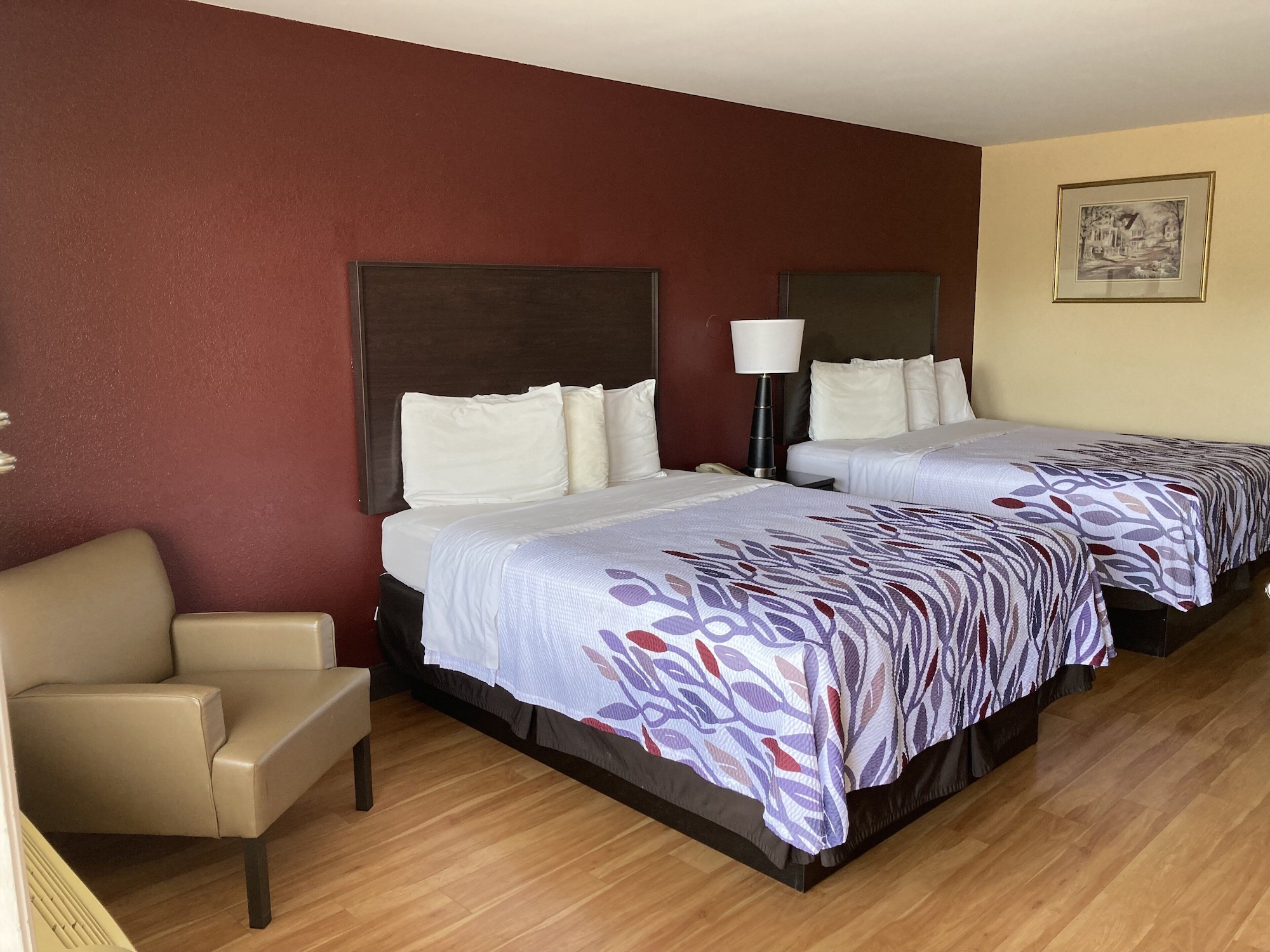 Red Roof Inn & Suites Cleveland TN - photo 16