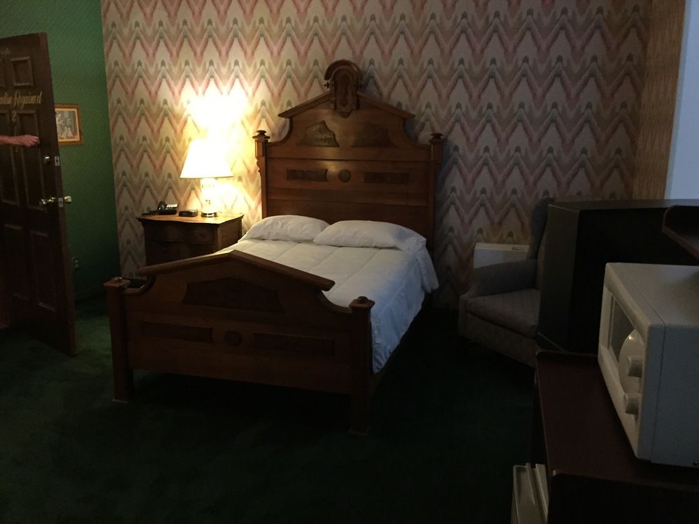 Historic Calumet Inn - photo 15