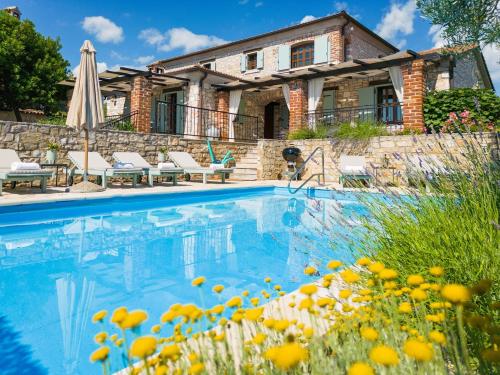 Villa Lotus San Lorenzo — 4-Star Luxury Hotel in Sveti Lovrec Pazenaticki, Croatia