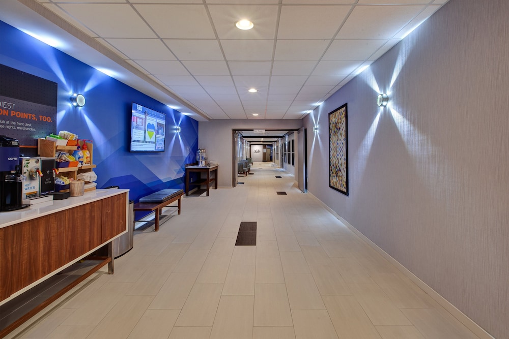 Holiday Inn Express & Suites Absecon Atlantic City by IHG - photo 43