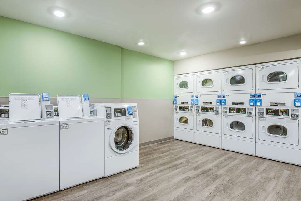 WoodSpring Suites Chicago Midway - photo 27