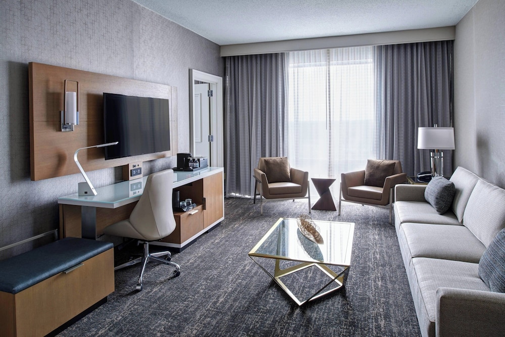 Auburn Hills Marriott Pontiac - photo 6