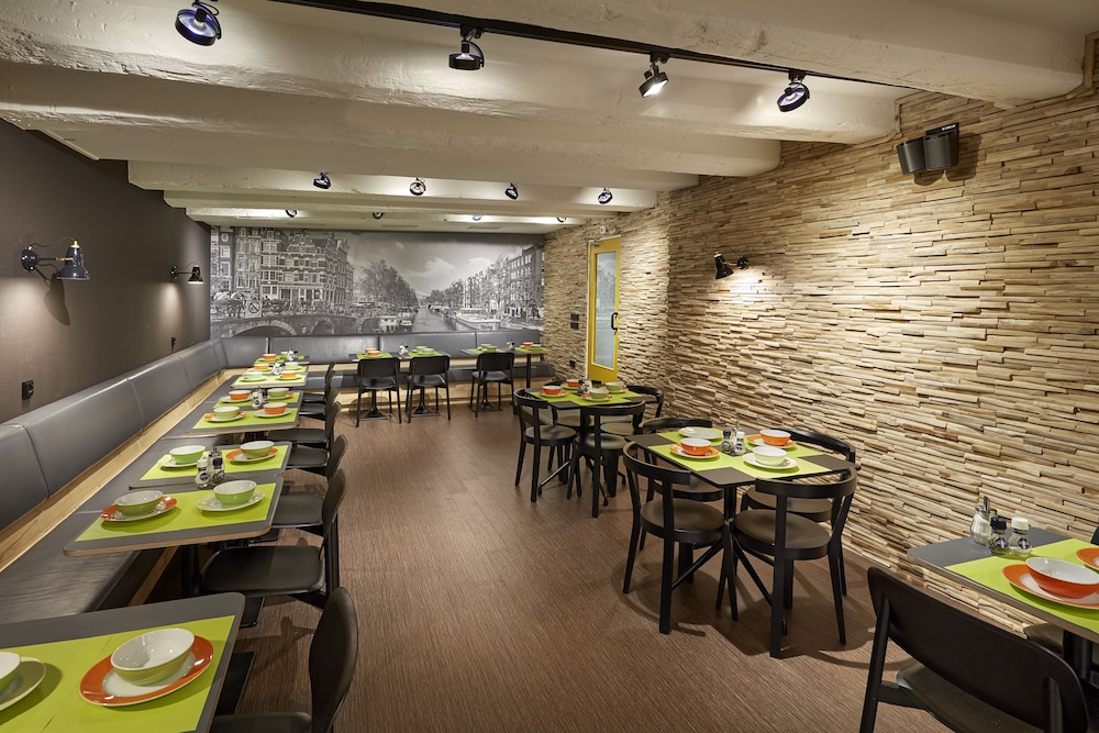 מזון ומשקאות