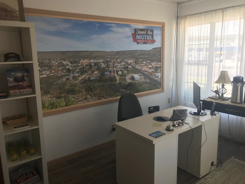 Desert Air Motel - photo 2