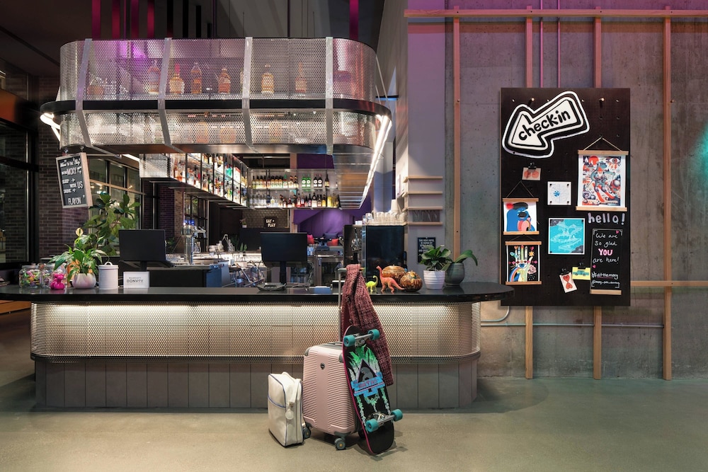Moxy Portland Downtown - photo 34
