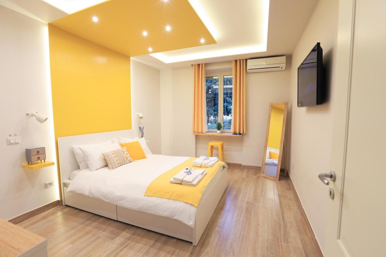 Vacuna Pleasant Rooms — 4-Star Luxury Hotel in Naples, Italy