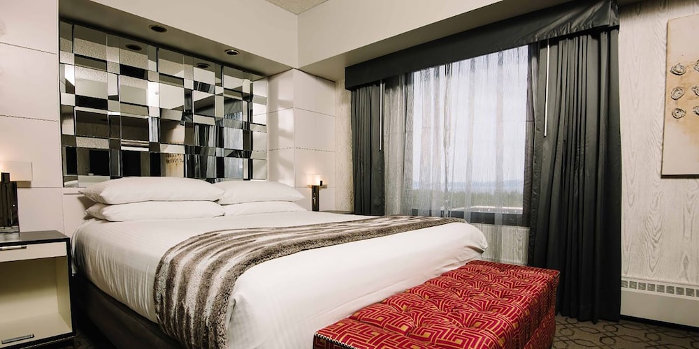 Harrah s Lake Tahoe A Caesars Rewards Destination - photo 8