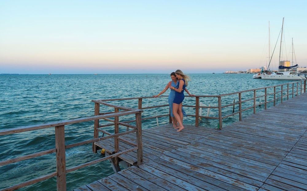 Cancun Bay All Inclusive Hotel