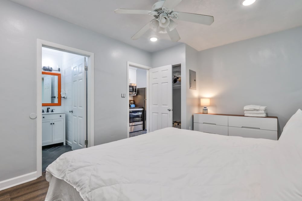 Coastal Waters Inn - photo 16