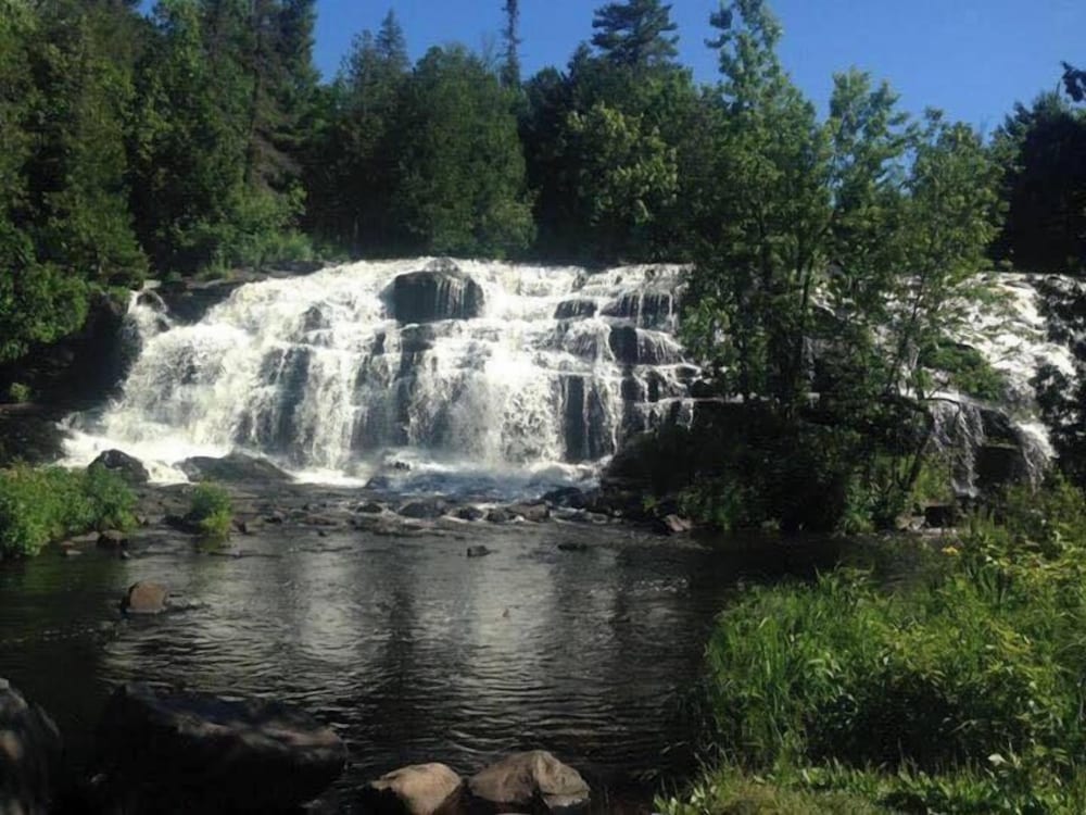 Chicaugon Lake Inn - photo 49