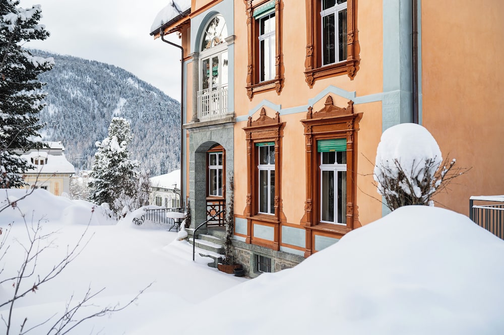 Villa Klainguti — 5-Star Luxury Hotel in Pontresina, Switzerland
