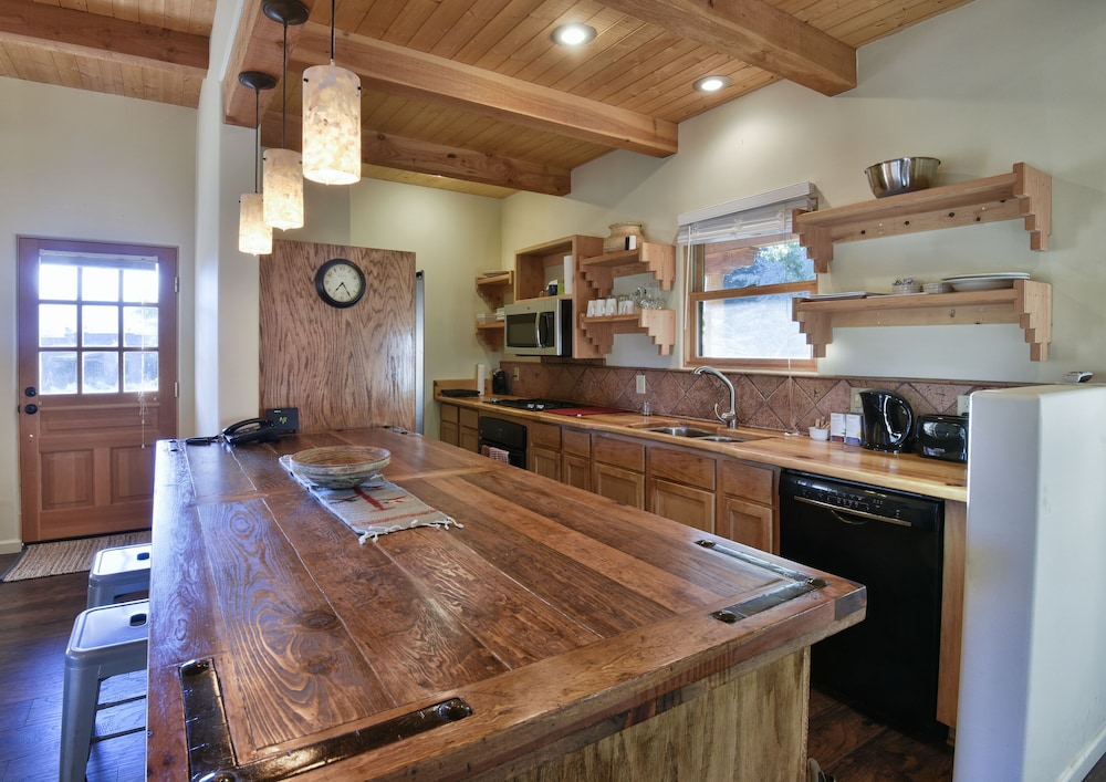 The Abiquiu Inn - photo 61