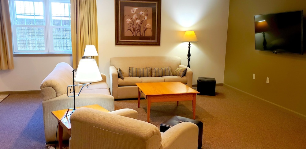 Lodging on the Square - photo 42