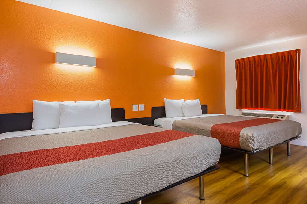 Motel 6 Garland TX Northeast Dallas - photo 24