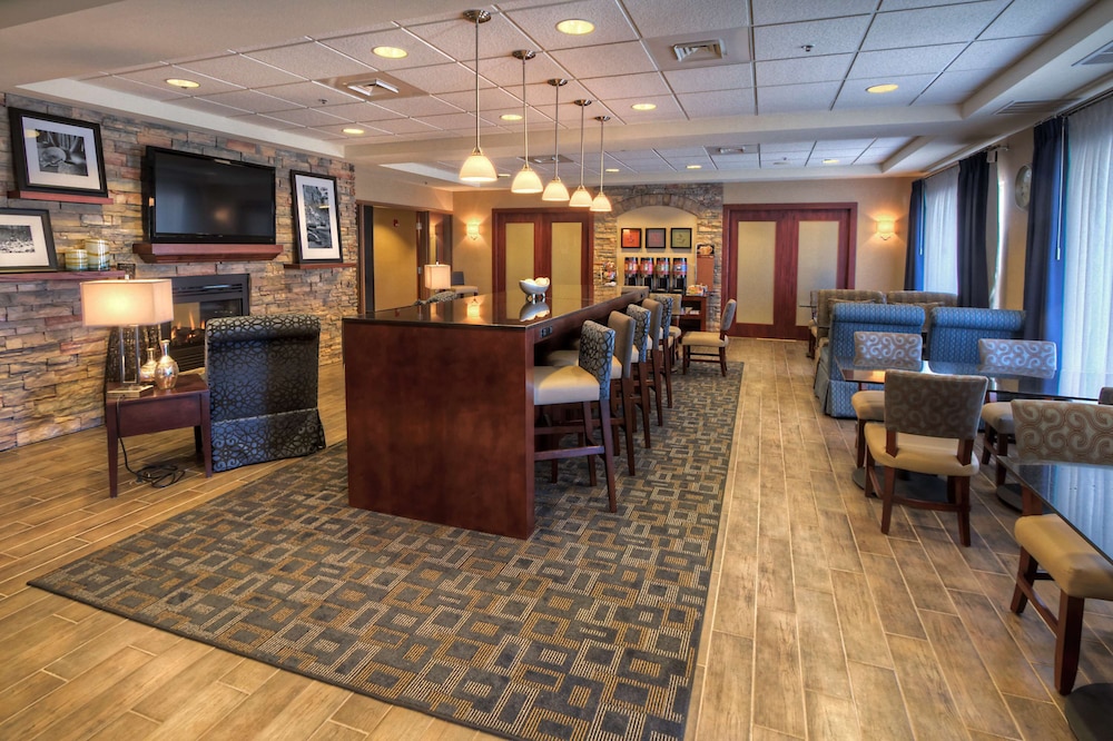 Hampton Inn Great Falls - photo 7