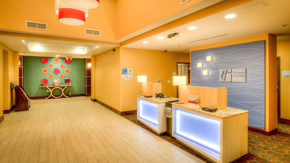 Holiday Inn Express Wichita South by IHG - photo 37