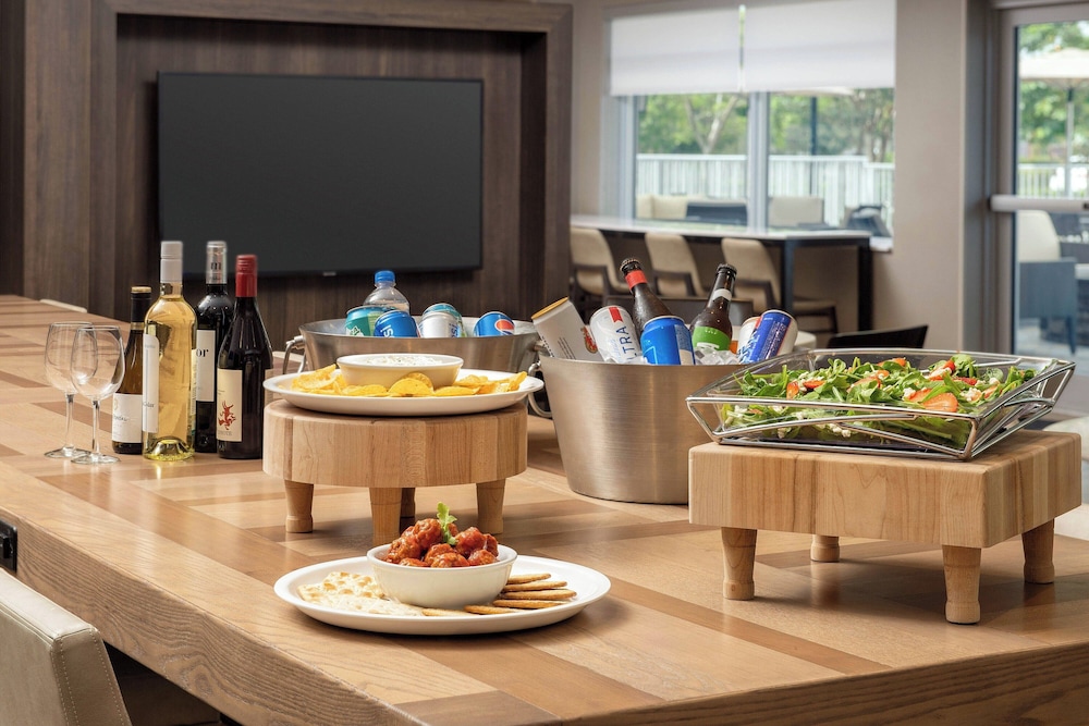 Residence Inn by Marriott Doral Mall Area - photo 24